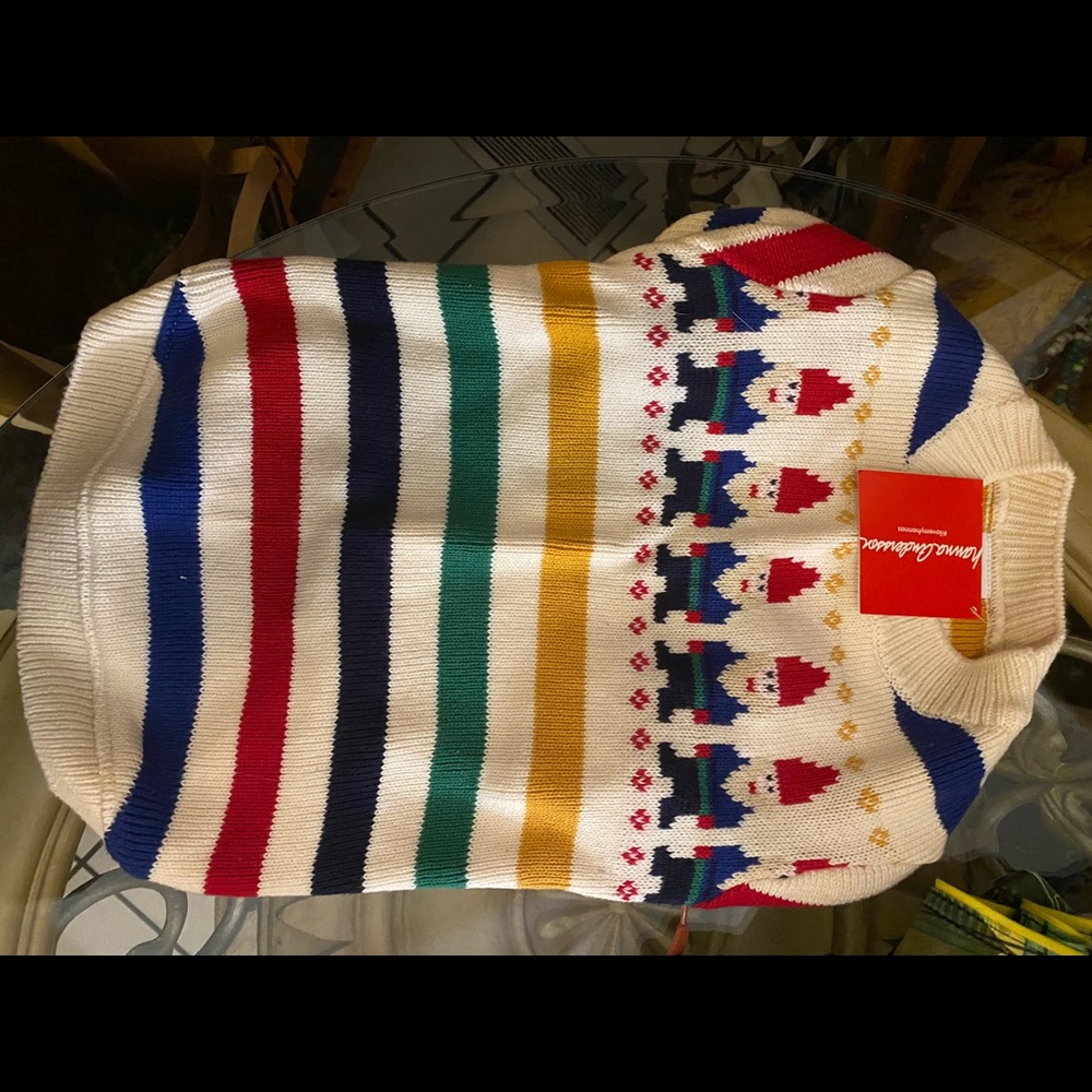 Dog sweater w/ gnomes, Hanna Andersson, medium